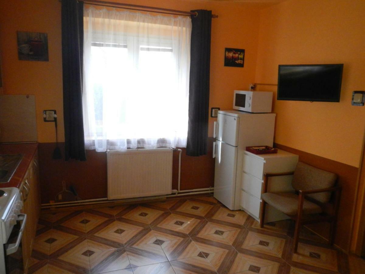 Apartmany Sarka Ujezd U Hradce Kralove Hradec Králové Exterior foto