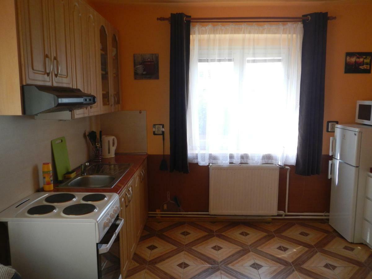 Apartmany Sarka Ujezd U Hradce Kralove Hradec Králové Exterior foto